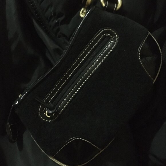 SOLD.  Rare JUICY COUTURE STRAWBERRY 🍓 AUTHENTIC SMALL PURSE - Picture 11 of 14